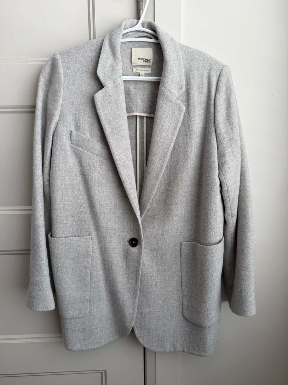 Wilfred Free Light Gray Single-Button Tailored Blazer
